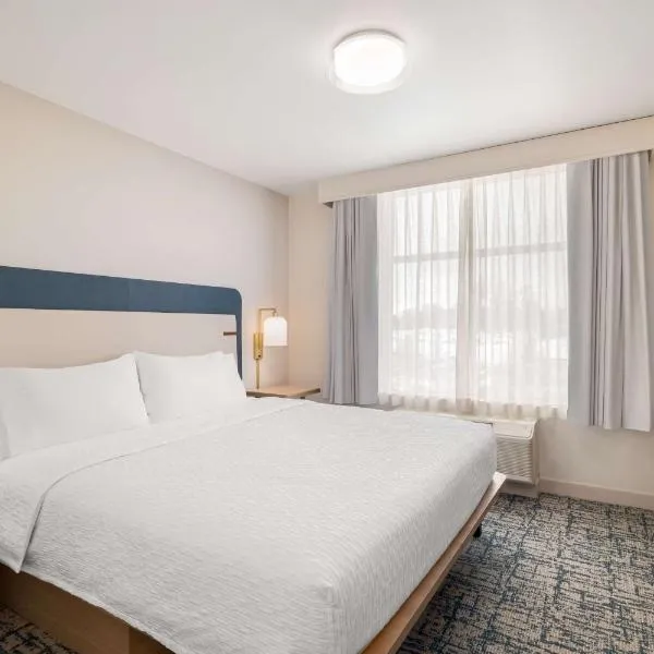 Homewood Suites By Hilton Thornton Denver，位于桑顿的酒店