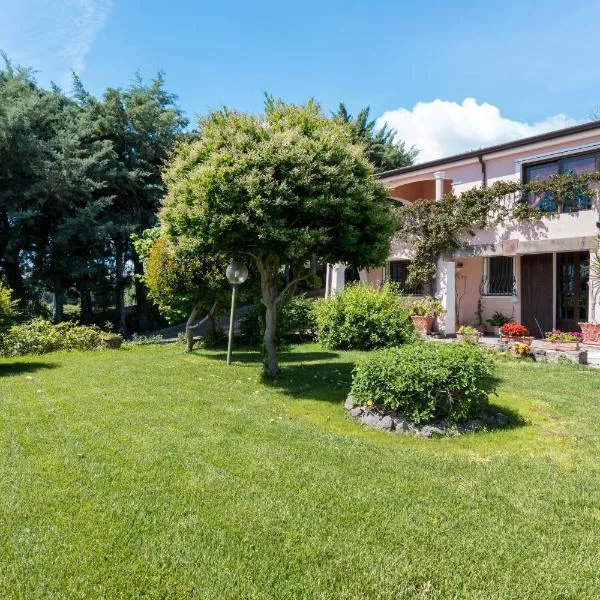 Residenza le Magnolie，位于奥罗塞伊的酒店