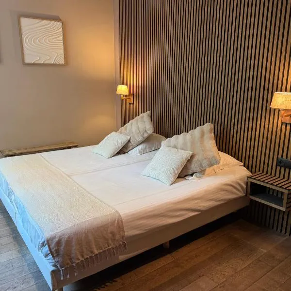 Hotel Giorgi et logements insolites-jacuzzi privé，位于巴斯托涅的酒店