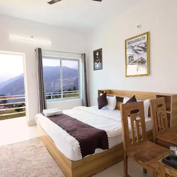 LA Riqueza Sushanti Retreat - Mountain View Rooms with Balcony # Pure Veg Restaurant # Jain Food Available # Parking # Customer's choice Hotel，位于Gupta Kāshi的酒店