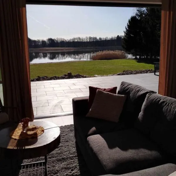 Nowoczesny dom z plażą，位于Brajniki的酒店