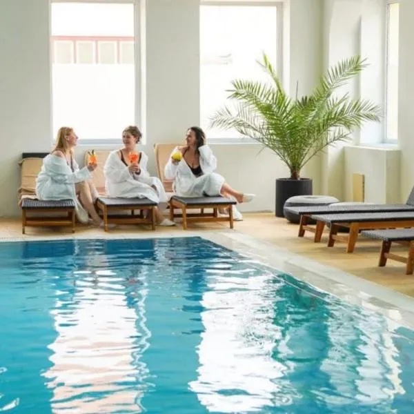 Caprioara Spa&Wellness Resort，位于科瓦斯纳的酒店