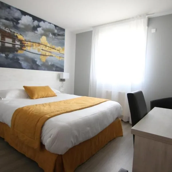 Logis hôtel - La Chambre D'Amiens，位于Molliens-Vidame的酒店