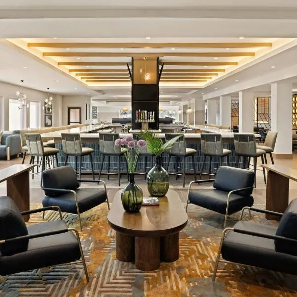 Oshkosh Marriott Waterfront Hotel & Convention Center，位于奥什科什的酒店