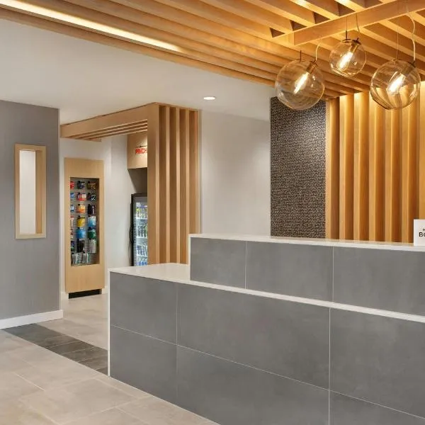 TownePlace Suites by Marriott Crown Point，位于Crown Point的酒店