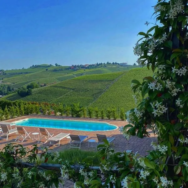 Panoramic Villa Garassino - country rooms and fine restaurant，位于特雷伊索的酒店