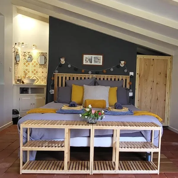 Chez Agatha，位于Vertheuil-en-Médoc的酒店