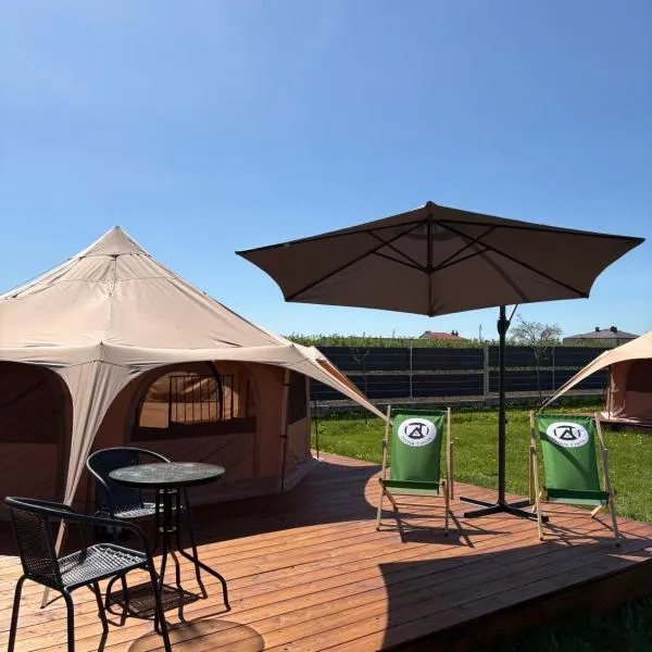 Dolina Królów Czersk glamping pole namiotowe，位于Czersk的酒店