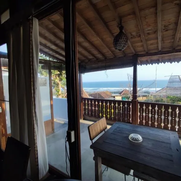 Villa Joglo Paris Yogyakarta，位于帕朗特里蒂斯的酒店