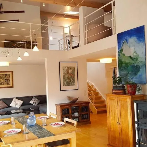 Via Valla - Spacious Open-plan and Peaceful Chalet in Salums，位于莱克斯的酒店