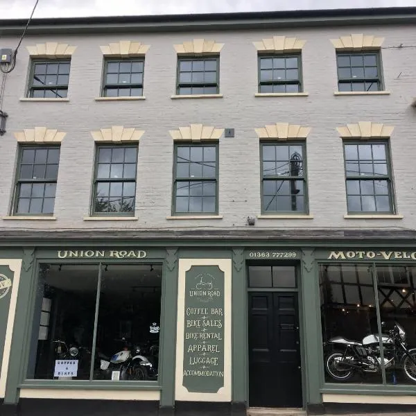 Union Road Moto Velo Accommodation，位于克雷迪顿的酒店