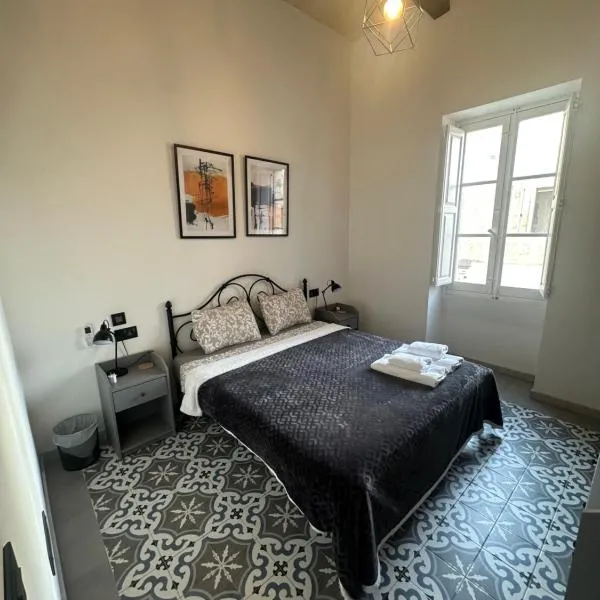 Iris -Paola Modern Townhouse，位于佩奥拉的酒店