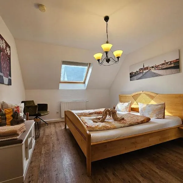 Ferienwohnung Martina，位于Sinzing的酒店