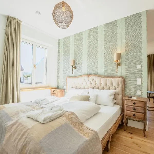 SCHLOSSBERG RESIDENCES - Betthupferl - Self Check-In Design Studios Aschaffenburg，位于哥德巴赫的酒店