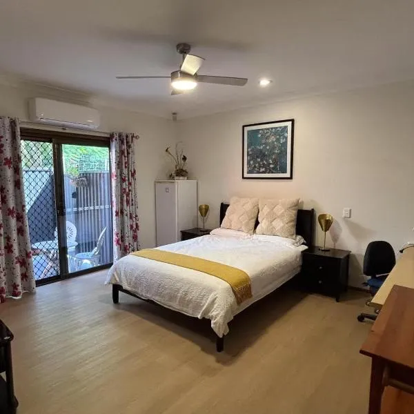 Garden Retreat Sunnybank Hills，位于布里斯班的酒店