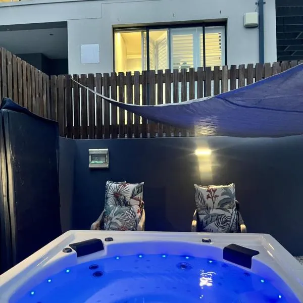 3 Indigo with Solar，位于赫曼努斯的酒店
