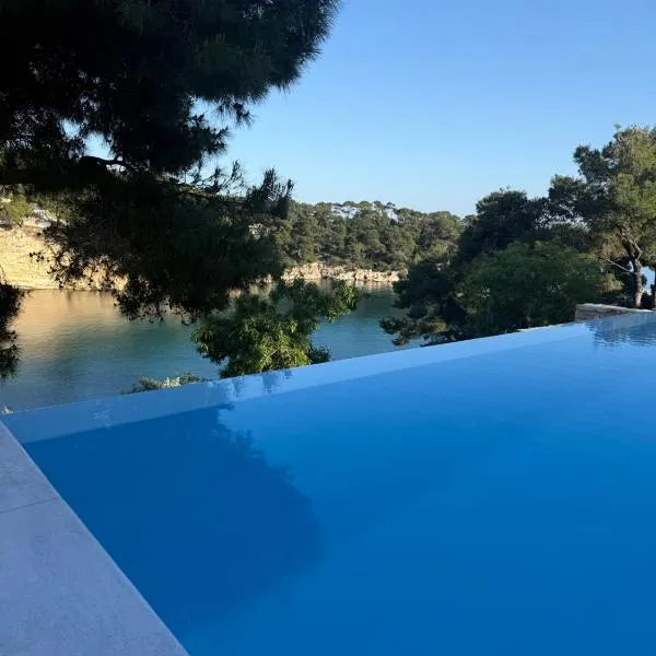 D & A Land luxury house，位于阿洛尼索斯古镇的酒店