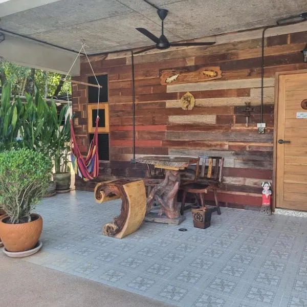 Chiang Ron，位于清迈的酒店