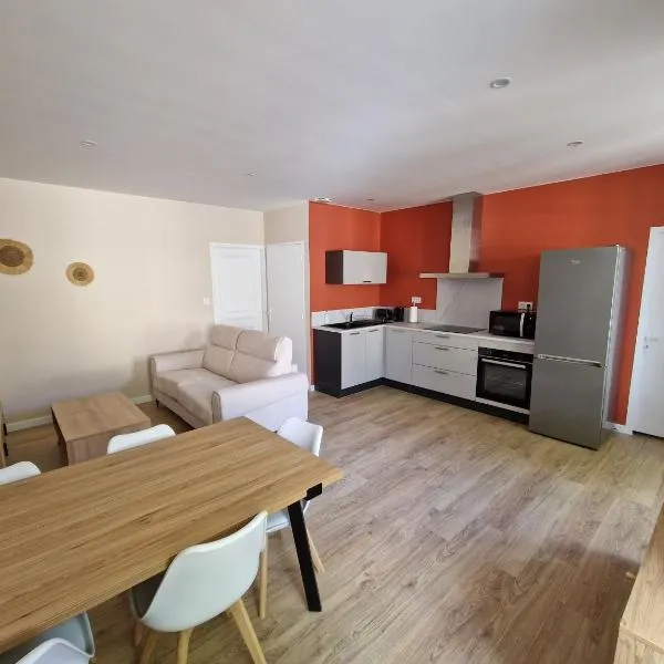 Appartement Le 94，位于Lurcy-Lévis的酒店