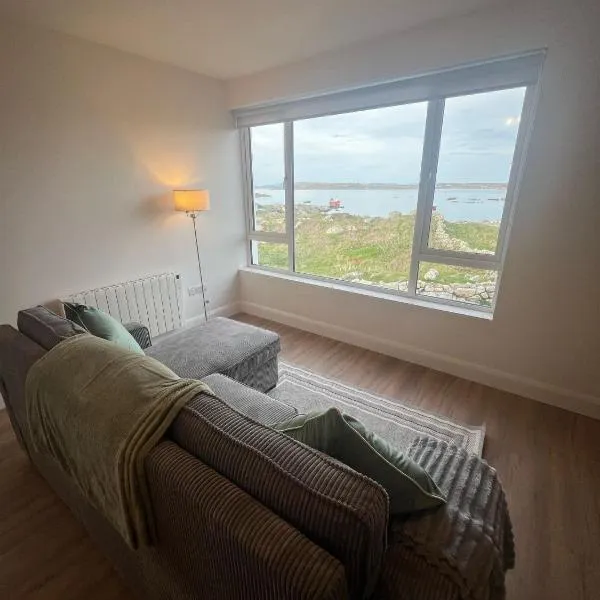 Sea View Apartment，位于Lettermullan的酒店