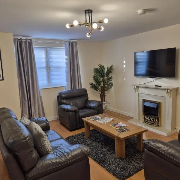 Spacious Modern 2-BR Apartment in Aberdeen City Centre，位于阿伯丁的酒店