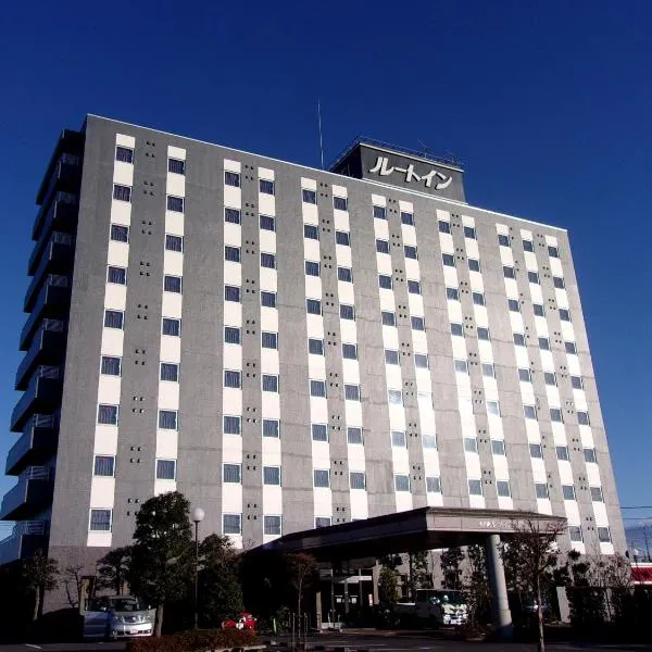 真冈鲁特酒店，位于真冈的酒店