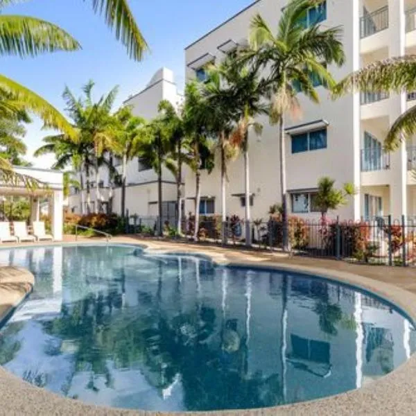 Madison Ocean Breeze Apartments，位于汤斯维尔的酒店