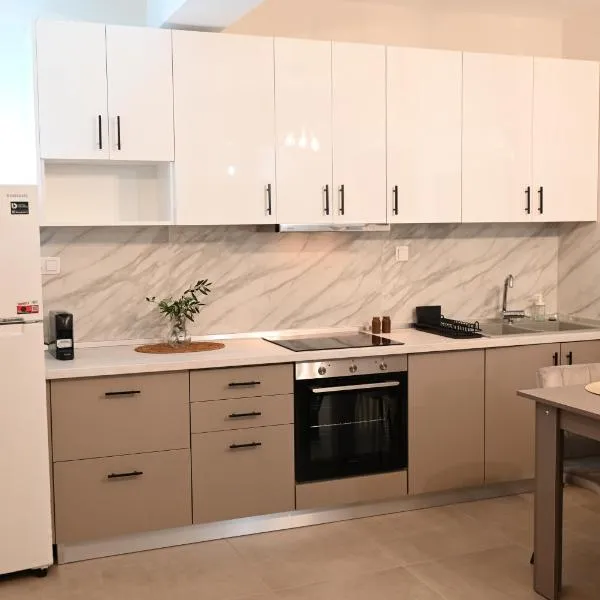 Anna - Maria's Guest House，位于斯基亚索斯镇的酒店