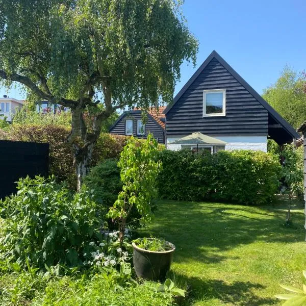 Tiny House De Oude Berg，位于卑尔根的酒店