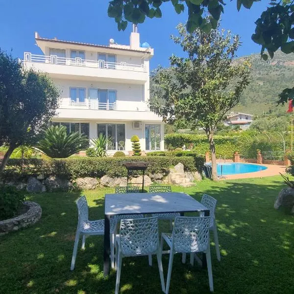 Entire Villa Elida，位于Tragjas的酒店