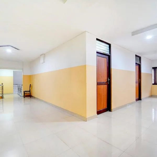 Hotel O Kunnamangalam Near Bus Stand，位于Kunnamangalam的酒店