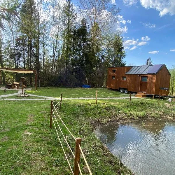 koliBka - tiny house，位于米查洛瓦的酒店
