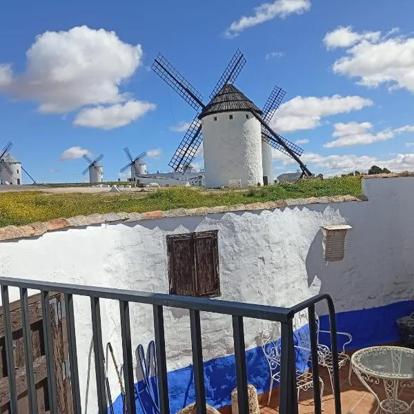Casa Cueva EL ATARDECER，位于坎波德克里普塔纳的酒店