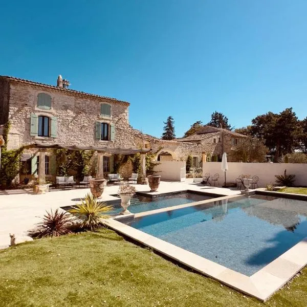 Maison Roucas - Restaurant et chambres d'hôtes，位于Solérieux的酒店