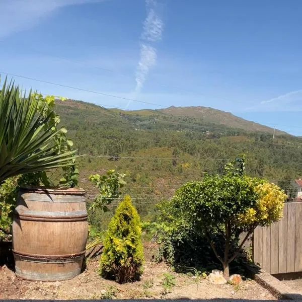 As Leirinhas，位于Touvedo的酒店