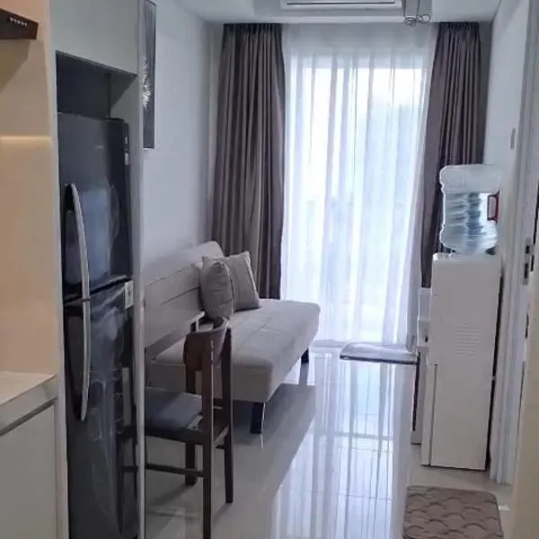 1BR Skylounge Apartment Makassar，位于Manda的酒店