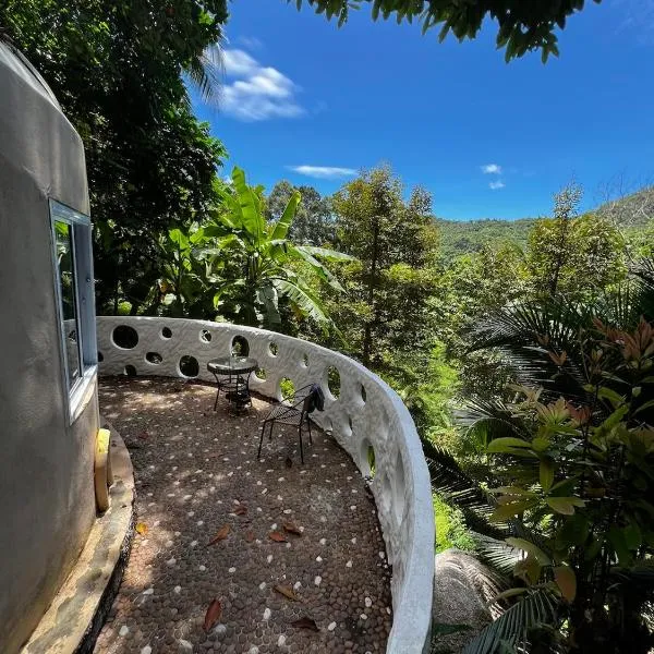 Dragon Soul Retreat Center，位于帕干岛的酒店