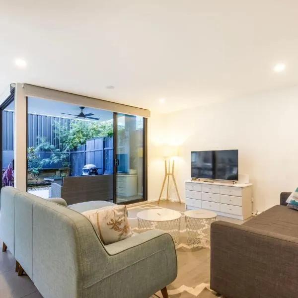 Husky Sands I Pet Friendly I 5 Mins Walk to Beach，位于赫斯基森的酒店