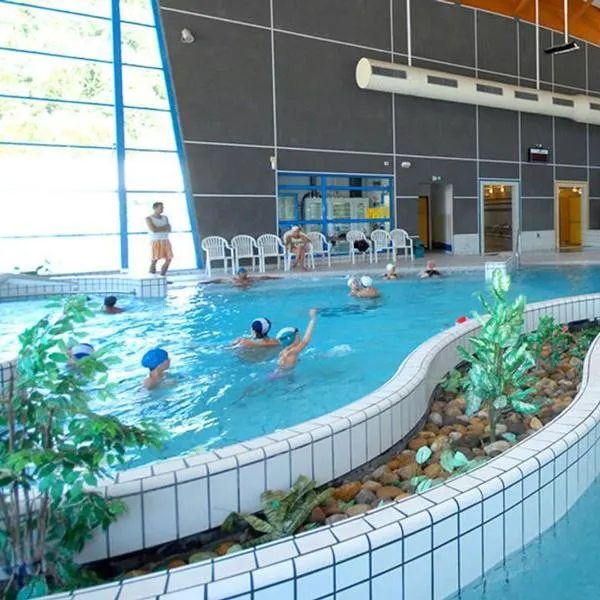Camping Paradis Le Giessen，位于Bassemberg的酒店