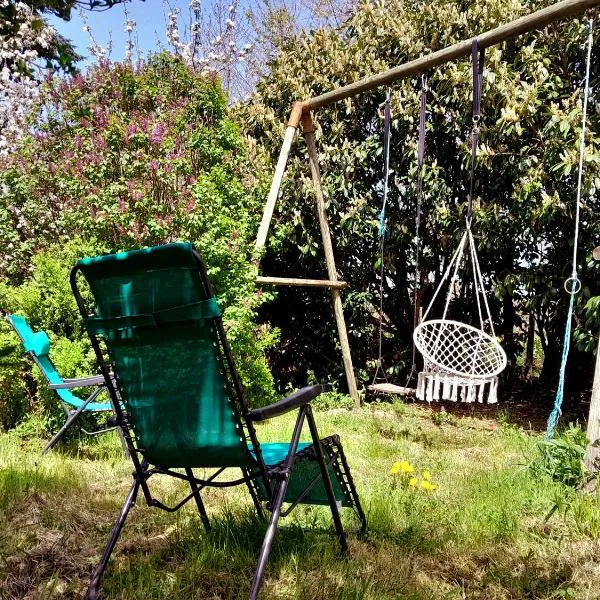 Studio à la campagne proche du lac，位于Chenereilles的酒店