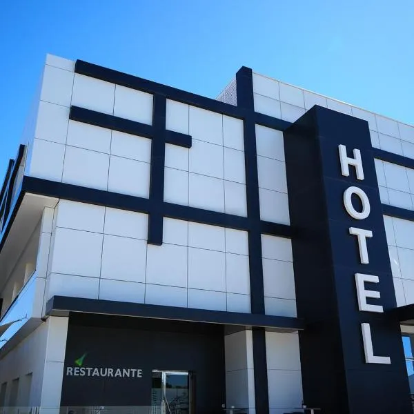 索蒂别墅酒店，位于Ceuti的酒店