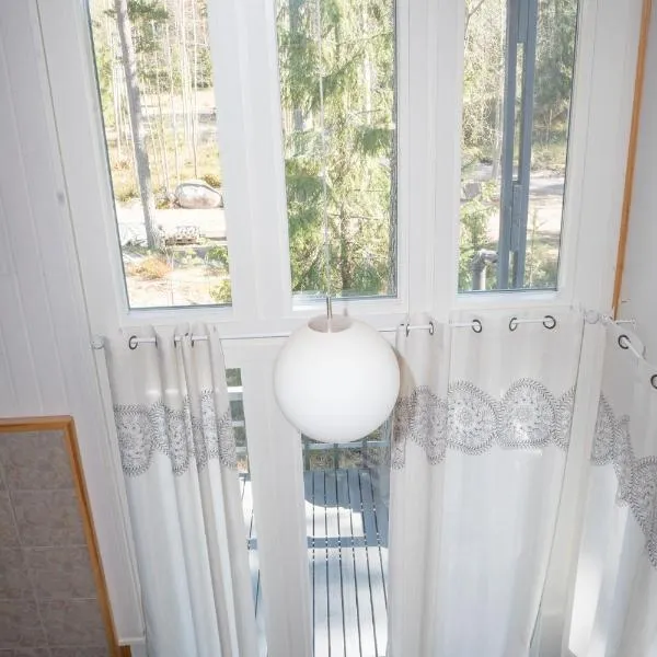 Villa Repovesi，位于Hillosensalmi的酒店