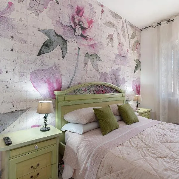 Casa Perry - Lago Maggiore，位于Borgo Ticino的酒店