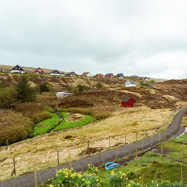 4 BR Home in Tórshavn with Balcony and Parking,位于Hoyvík的酒店