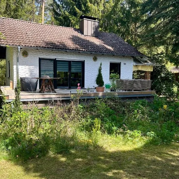 Haus mit Sauna am Waldrand - Nähe Brombachsee Altmühlsee，位于Windsbach的酒店