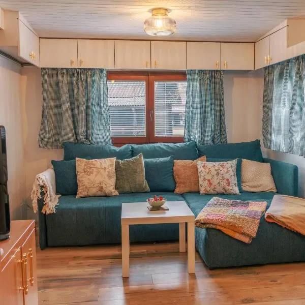 Honeydew Cottage in camp Terme Čatež，位于卡特兹奥布萨维的酒店