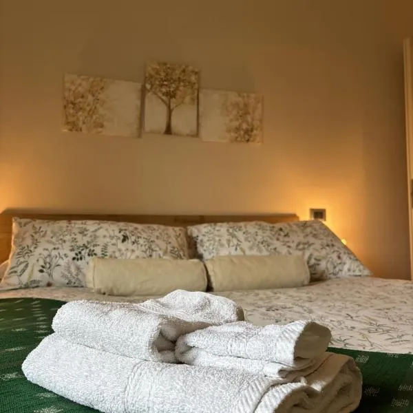 Casa Tramonto e Poesia - Tamerò Estates，位于Montopoli in Sabina的酒店