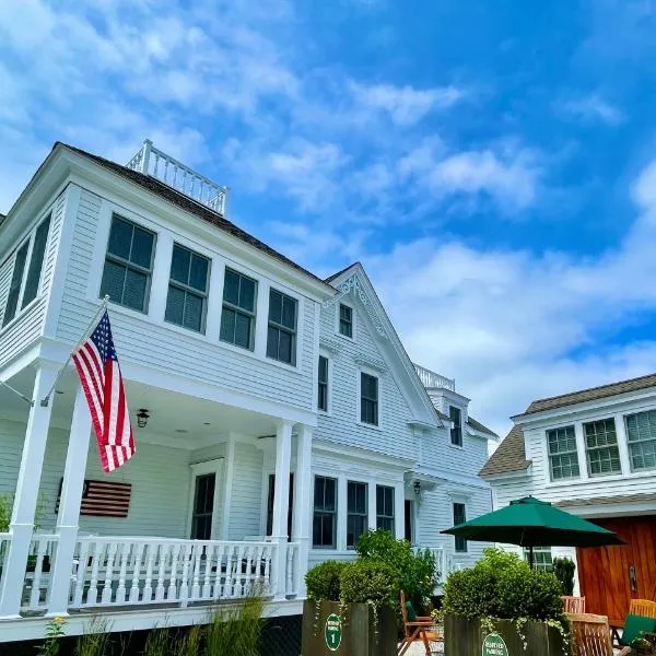 白廊旅馆，位于普罗温斯敦的酒店