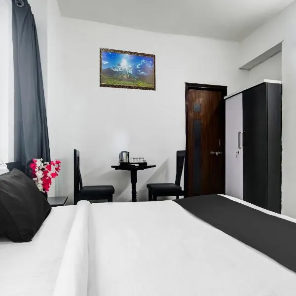 Hotel O Indraprasth，位于印多尔的酒店