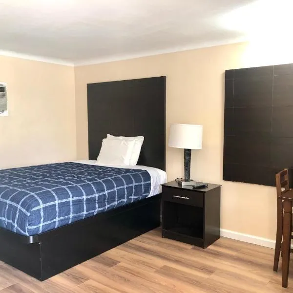 Gratiot View Motel，位于萨吉诺的酒店